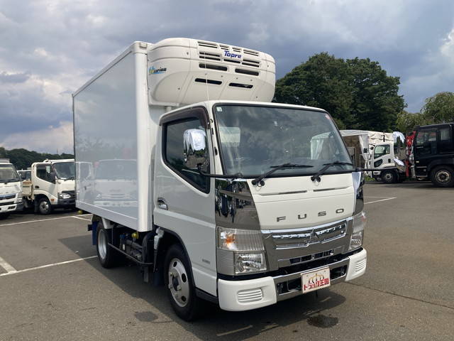 三菱ふそうキャンター冷凍車（冷蔵車）小型（2t・3t）[写真03]