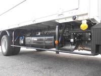 三菱ふそうキャンターアルミウイング小型（2t・3t）[写真18]