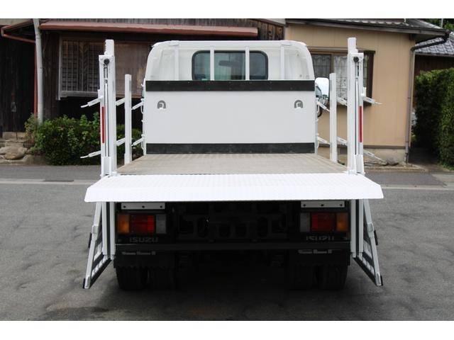 いすゞエルフ平ボディ小型（2t・3t）[写真12]