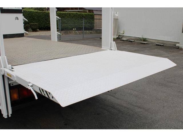 いすゞエルフ平ボディ小型（2t・3t）[写真13]