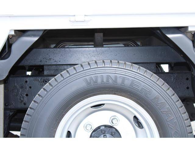 いすゞエルフ平ボディ小型（2t・3t）[写真22]