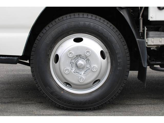 いすゞエルフ平ボディ小型（2t・3t）[写真25]