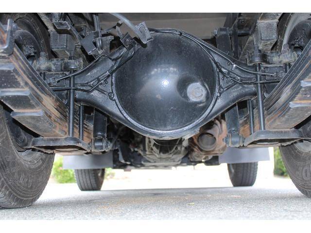 いすゞエルフ平ボディ小型（2t・3t）[写真30]