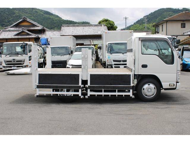 いすゞエルフ平ボディ小型（2t・3t）[写真09]