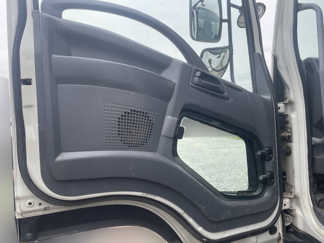 いすゞフォワード深ダンプ（土砂禁ダンプ）中型（4t）[写真20]