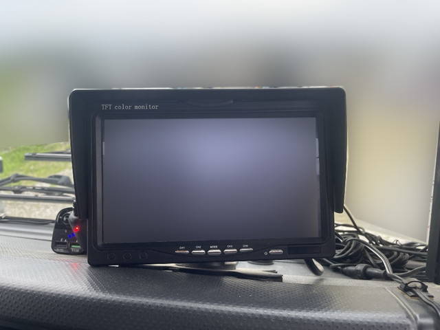 いすゞフォワード深ダンプ（土砂禁ダンプ）中型（4t）[写真34]