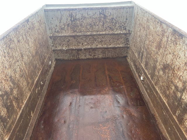 いすゞフォワード深ダンプ（土砂禁ダンプ）中型（4t）[写真08]