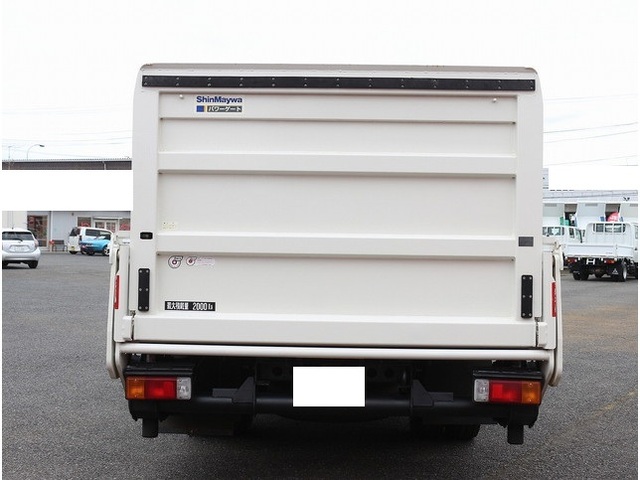 日野デュトロ平ボディ小型（2t・3t）[写真11]