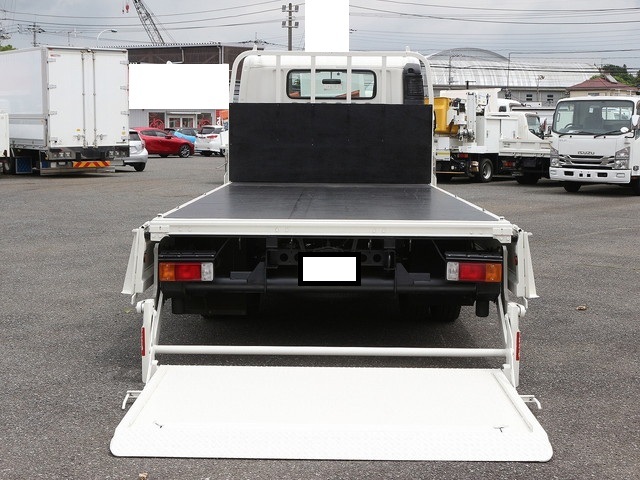 日野デュトロ平ボディ小型（2t・3t）[写真13]