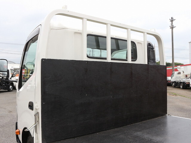 日野デュトロ平ボディ小型（2t・3t）[写真15]