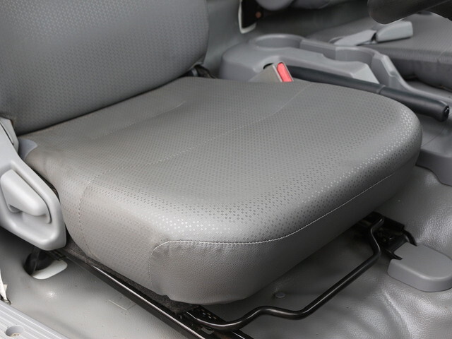 日野デュトロ平ボディ小型（2t・3t）[写真29]