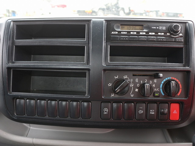 日野デュトロ平ボディ小型（2t・3t）[写真39]