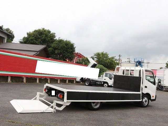 日野デュトロ平ボディ小型（2t・3t）[写真08]