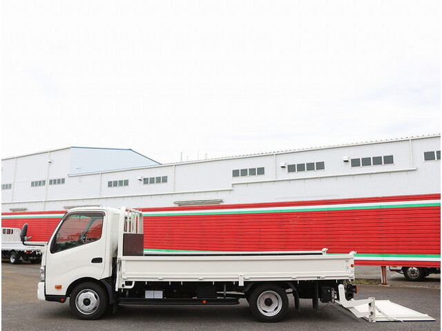 日野デュトロ平ボディ小型（2t・3t）[写真05]