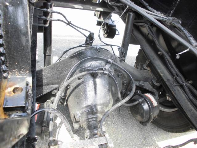 日野レンジャーコンテナ専用車増トン（6t・8t）[写真12]