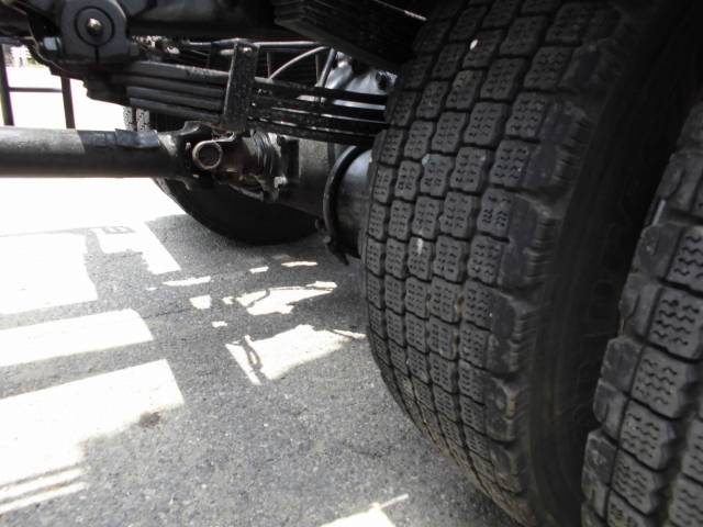 日野レンジャーコンテナ専用車増トン（6t・8t）[写真22]