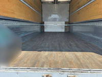 いすゞフォワードアルミウイング中型（4t）[写真14]