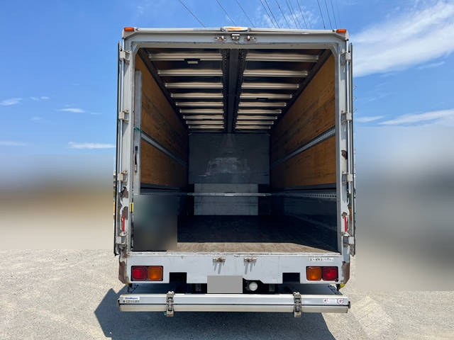 いすゞフォワードアルミウイング中型（4t）[写真09]