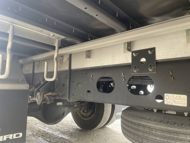 いすゞフォワードアルミウイング中型（4t）[写真13]