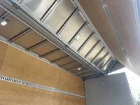 いすゞフォワードアルミウイング中型（4t）[写真05]