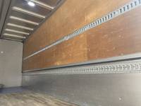 いすゞフォワードアルミウイング中型（4t）[写真07]