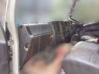 いすゞエルフ平ボディ小型（2t・3t）[写真12]