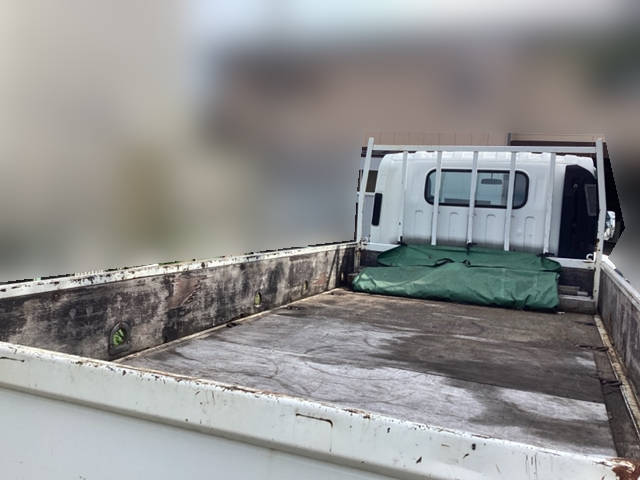 いすゞエルフ平ボディ小型（2t・3t）[写真05]