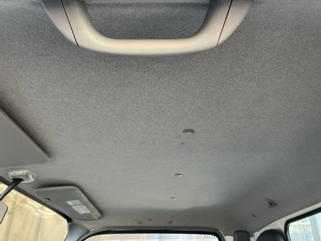 日野デュトロ平ボディ小型（2t・3t）[写真28]