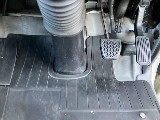 日野デュトロ平ボディ小型（2t・3t）[写真38]