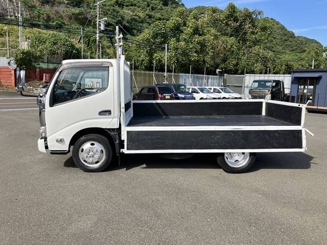 日野デュトロ平ボディ小型（2t・3t）[写真06]