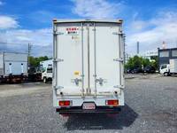 三菱ふそうキャンターアルミウイング小型（2t・3t）[写真13]