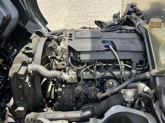 三菱キャンターアルミバン小型（2t・3t）[写真20]