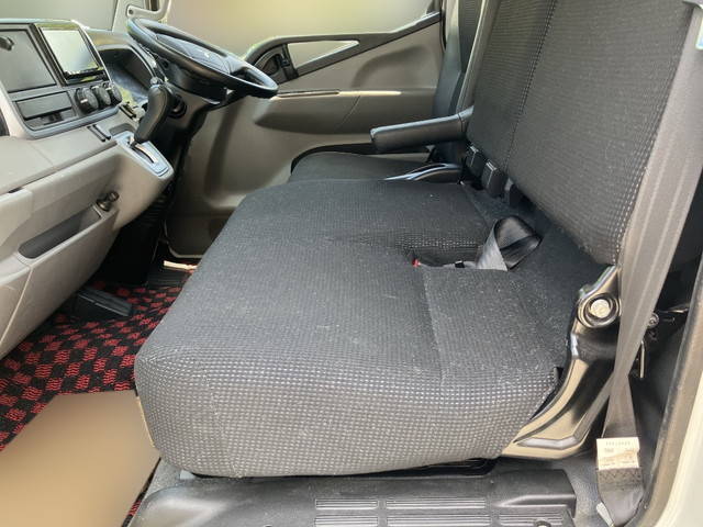 三菱キャンターアルミバン小型（2t・3t）[写真26]