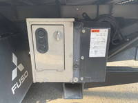 三菱ふそうキャンターアルミバン小型（2t・3t）[写真16]