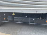 三菱ふそうキャンターアルミバン小型（2t・3t）[写真19]