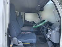 三菱ふそうキャンターアルミバン小型（2t・3t）[写真30]