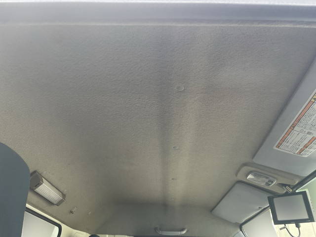 三菱ふそうキャンターアルミバン小型（2t・3t）[写真31]