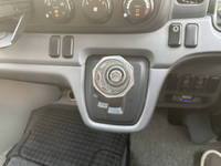 三菱ふそうキャンターアルミバン小型（2t・3t）[写真36]