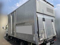 三菱ふそうキャンターアルミバン小型（2t・3t）[写真04]