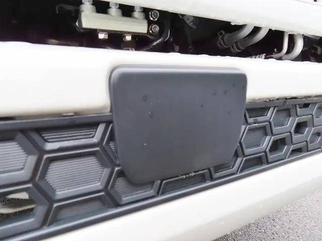 三菱ふそうキャンター冷凍車（冷蔵車）小型（2t・3t）[写真08]