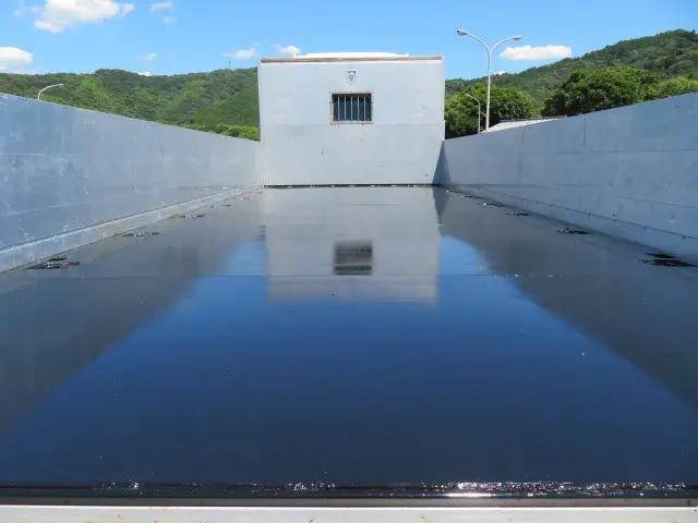 いすゞフォワードアルミブロック中型（4t）[写真21]