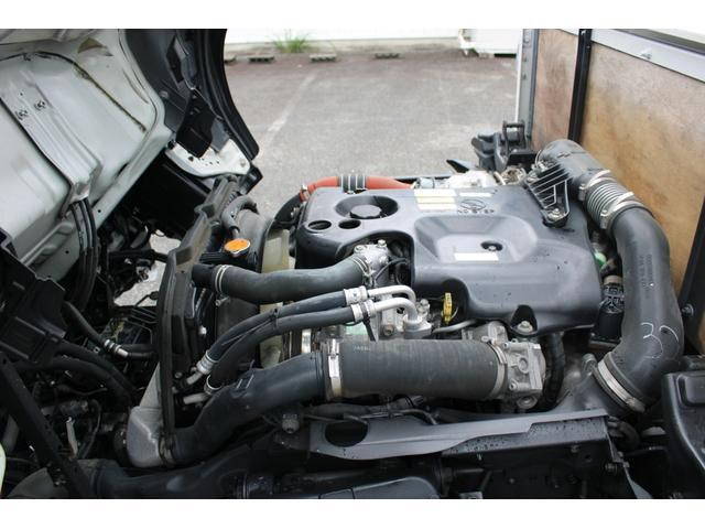 いすゞエルフ平ボディ小型（2t・3t）[写真10]