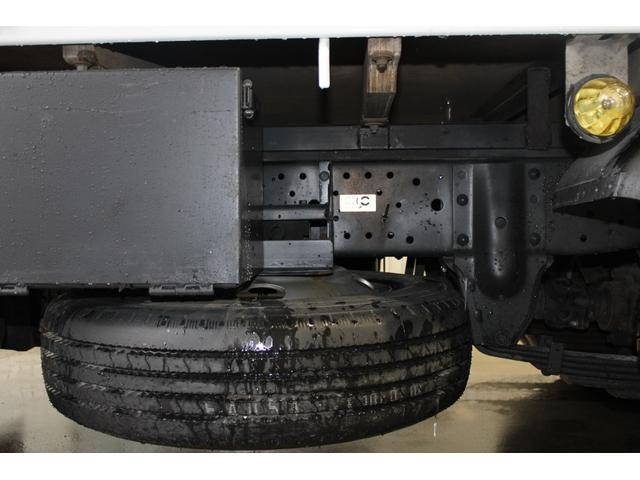 いすゞエルフ平ボディ小型（2t・3t）[写真20]