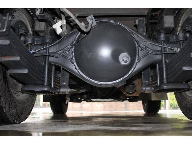 いすゞエルフ平ボディ小型（2t・3t）[写真22]