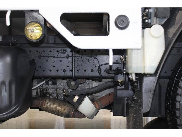 いすゞエルフ平ボディ小型（2t・3t）[写真25]