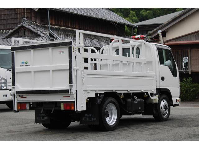 いすゞエルフ平ボディ小型（2t・3t）[写真04]