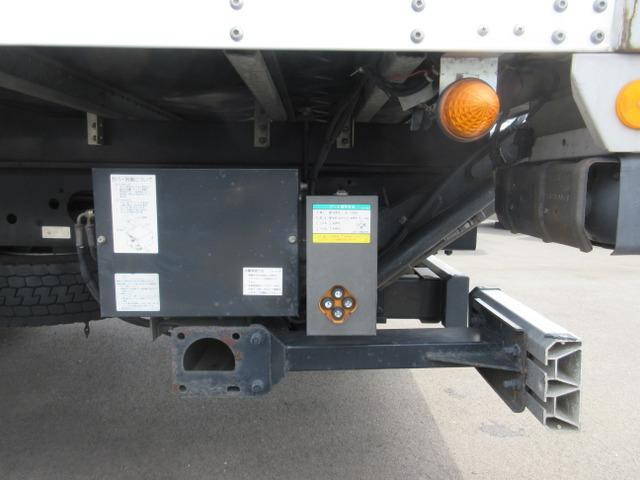 三菱ふそうファイターアルミバン中型（4t）[写真10]