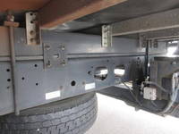 三菱ふそうファイターアルミバン中型（4t）[写真09]