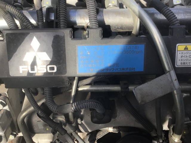 三菱ふそうキャンタークレーン4段小型（2t・3t）[写真18]