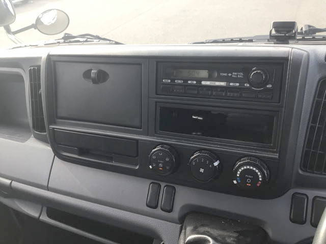 三菱ふそうキャンタークレーン4段小型（2t・3t）[写真22]